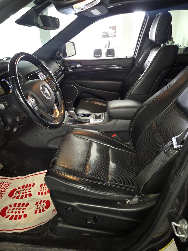 2020 Jeep Grand Cherokee Overland | Clean CARFAX | Dealer Serviced Photo