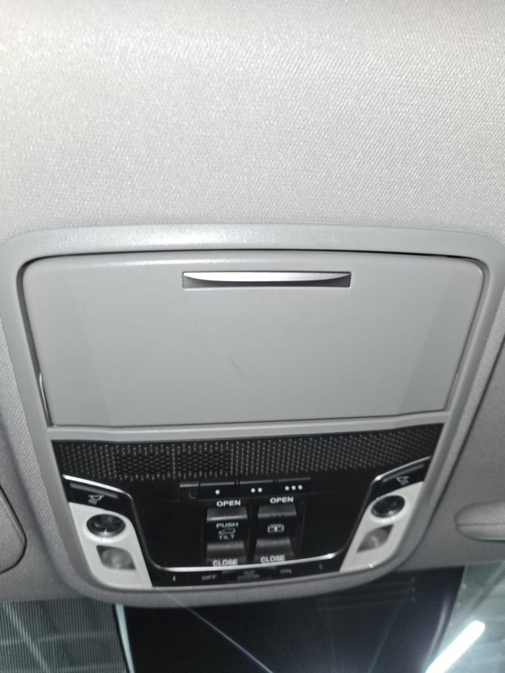 2019 Honda CR-V Touring AWD | One Owner | Clean CARFAX | Dealer Serviced Photo