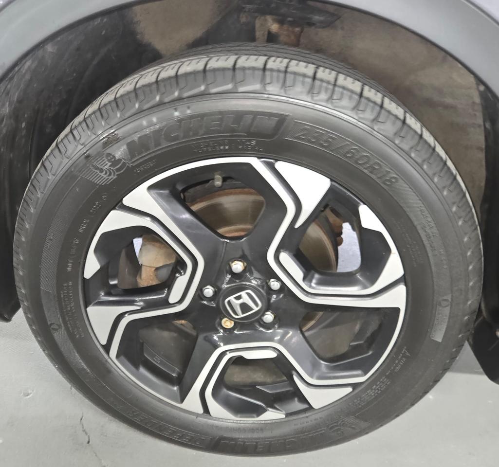 2019 Honda CR-V Touring AWD | One Owner | Clean CARFAX | Dealer Serviced Photo