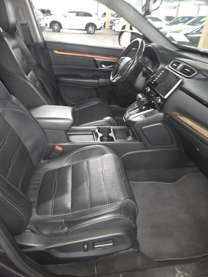 2019 Honda CR-V Touring AWD | One Owner | Clean CARFAX | Dealer Serviced Photo
