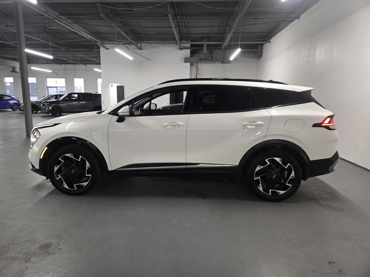 2023 Kia Sportage EX Premium AWD | One Owner | Clean CARFAX Photo