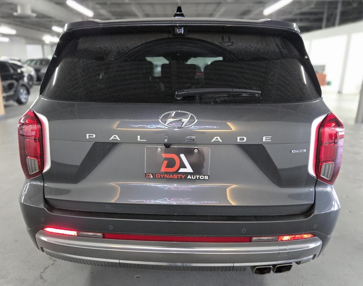 2024 Hyundai PALISADE Ultimate Calligraphy 7-Passenger AWD | One Owner | Clean CARFAX Photo3