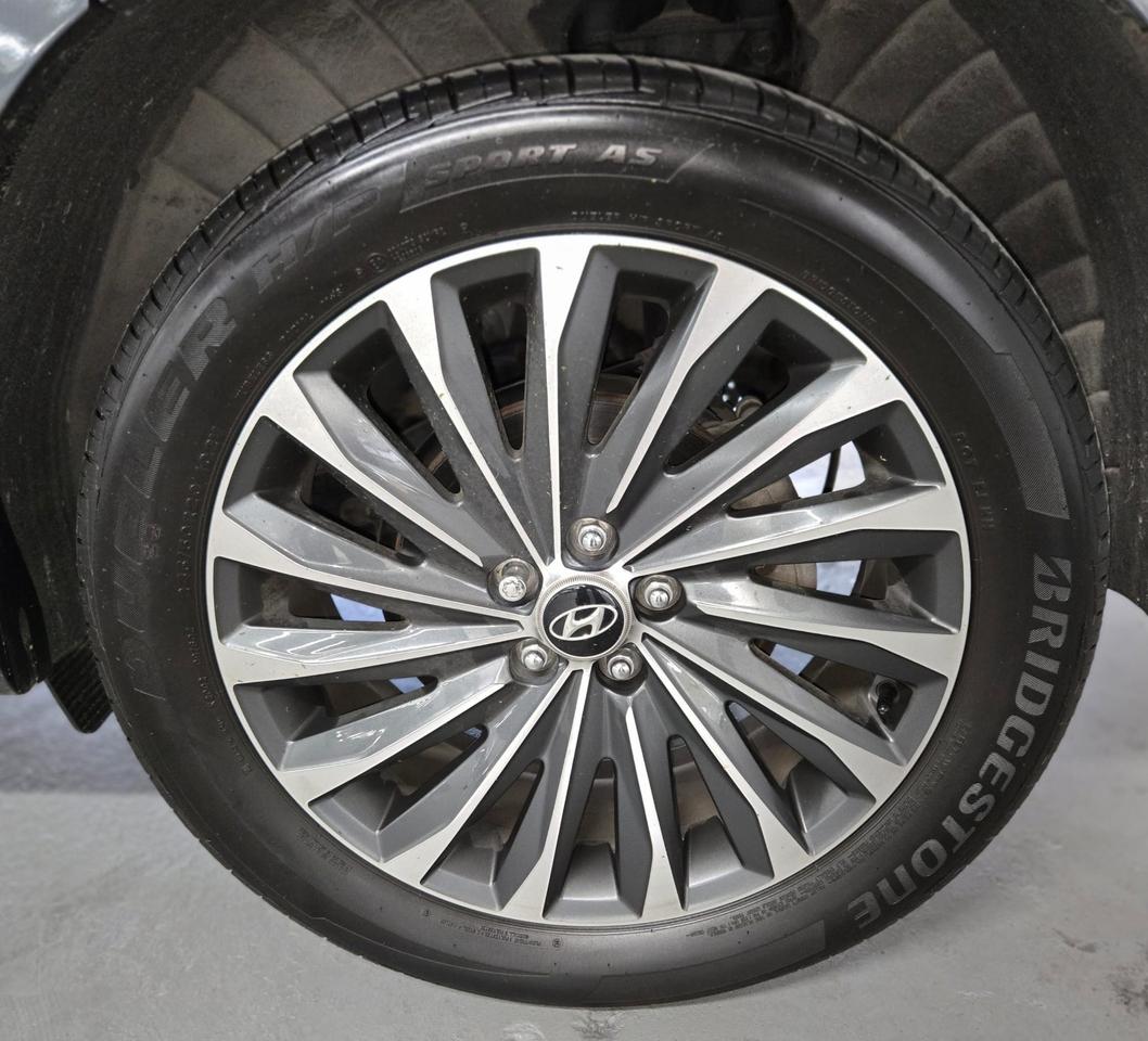 2024 Hyundai PALISADE Ultimate Calligraphy 7-Passenger AWD | One Owner | Clean CARFAX Photo