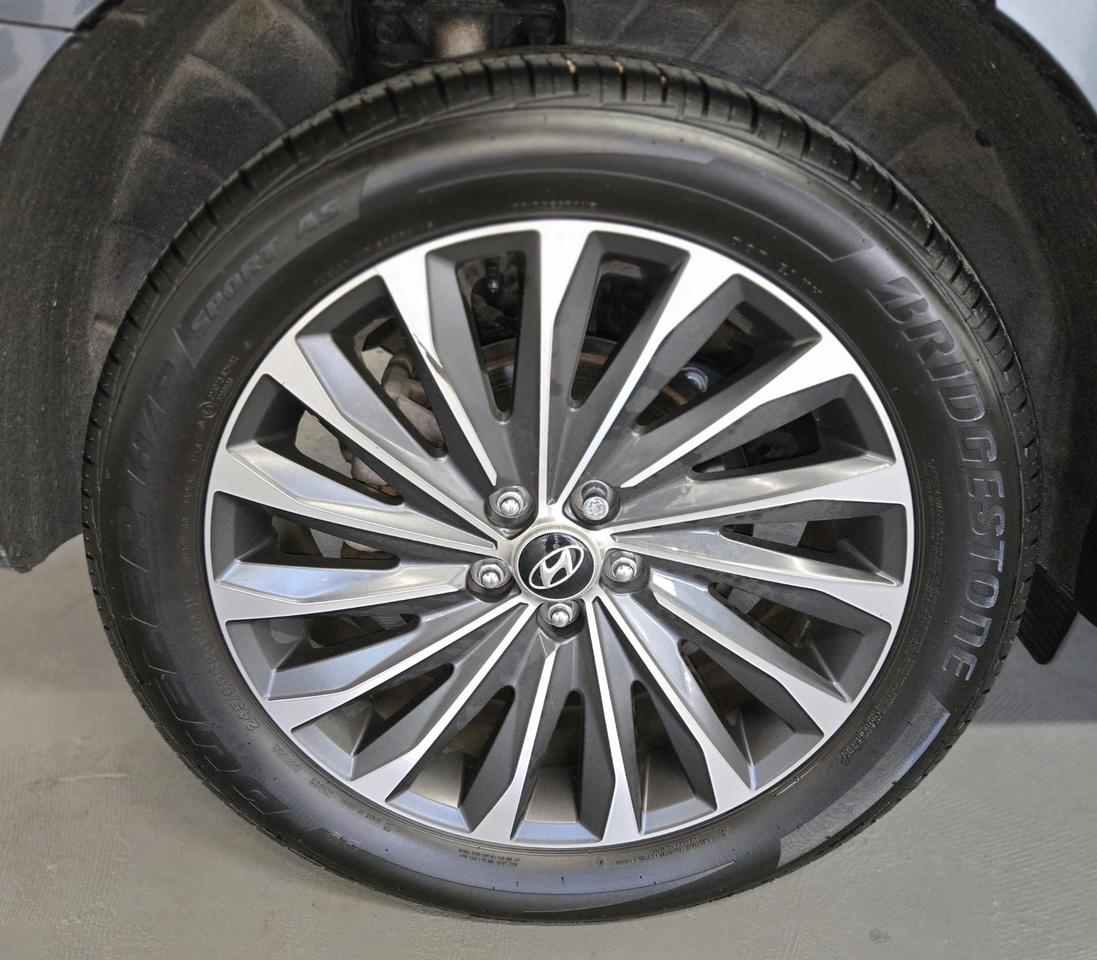 2024 Hyundai PALISADE Ultimate Calligraphy 7-Passenger AWD | One Owner | Clean CARFAX Photo
