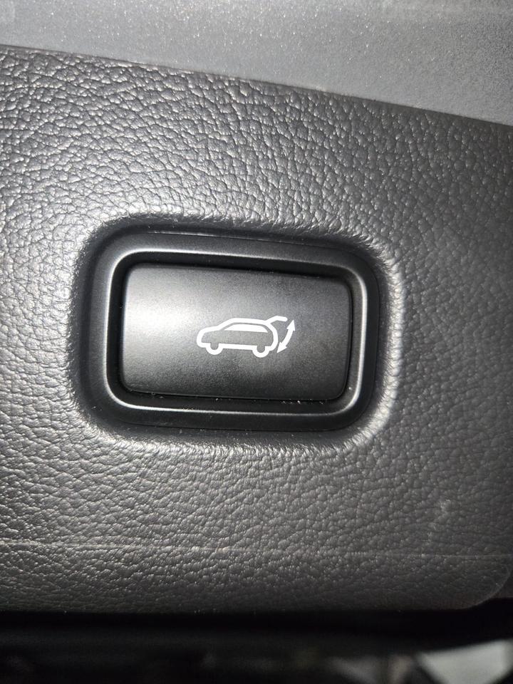 2024 Hyundai PALISADE Ultimate Calligraphy 7-Passenger AWD | One Owner | Clean CARFAX Photo