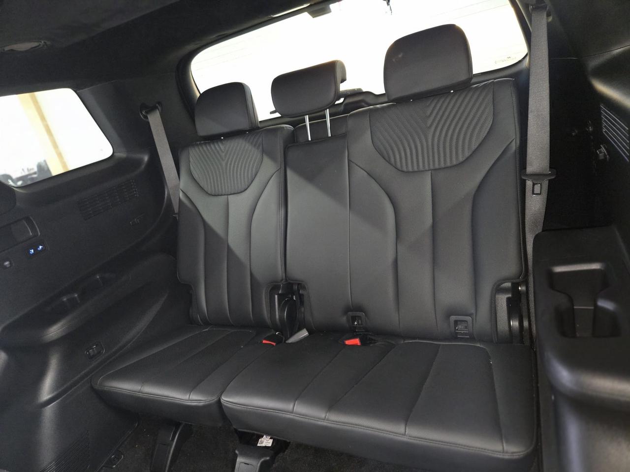 2024 Hyundai PALISADE Ultimate Calligraphy 7-Passenger AWD | One Owner | Clean CARFAX Photo