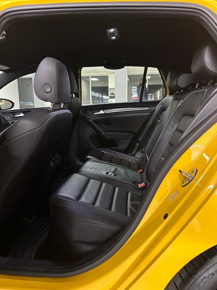 2019 Volkswagen Golf R DSG AWD | Great Service History Photo