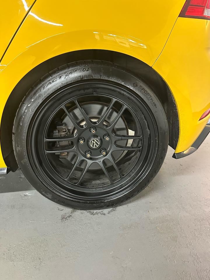 2019 Volkswagen Golf R DSG AWD | Great Service History Photo