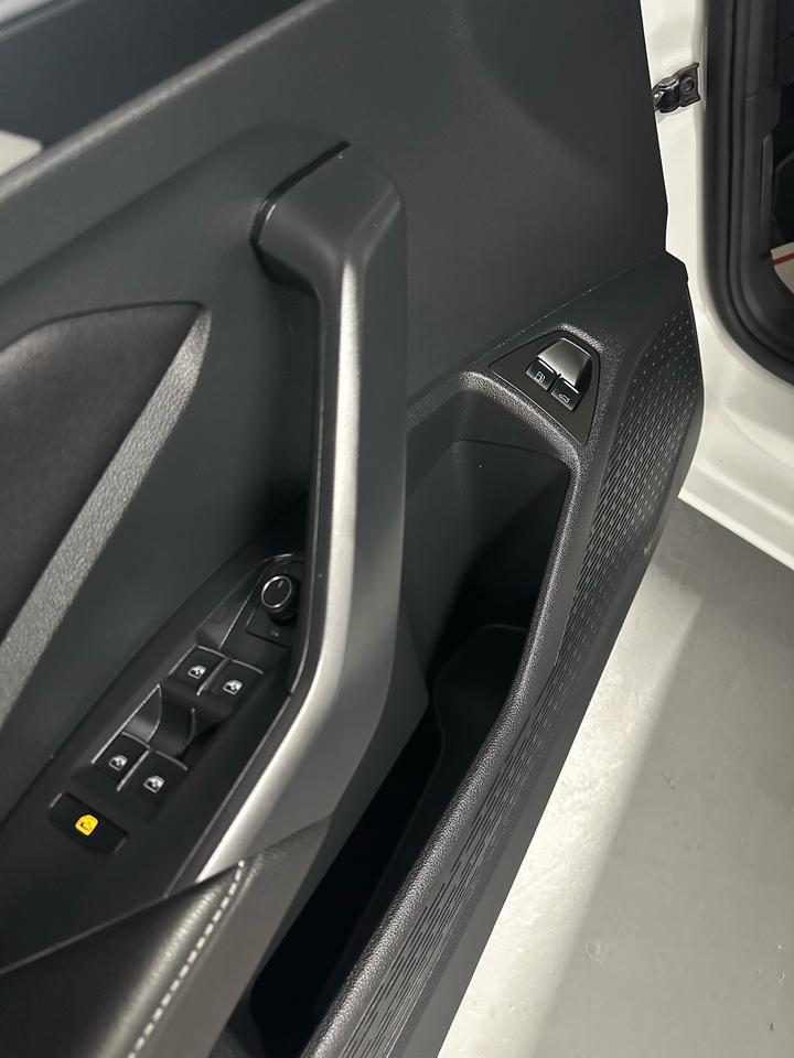 2024 Volkswagen Jetta Trendline | Clean CARFAX | One Owner Photo