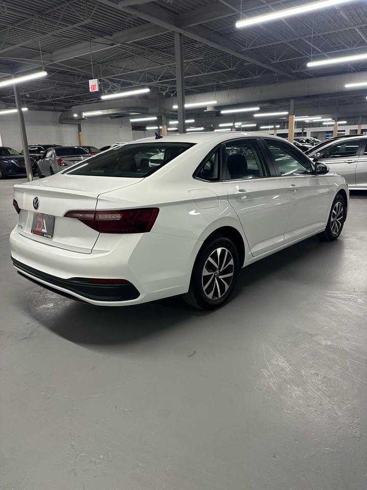 2024 Volkswagen Jetta Trendline | Clean CARFAX | One Owner Photo