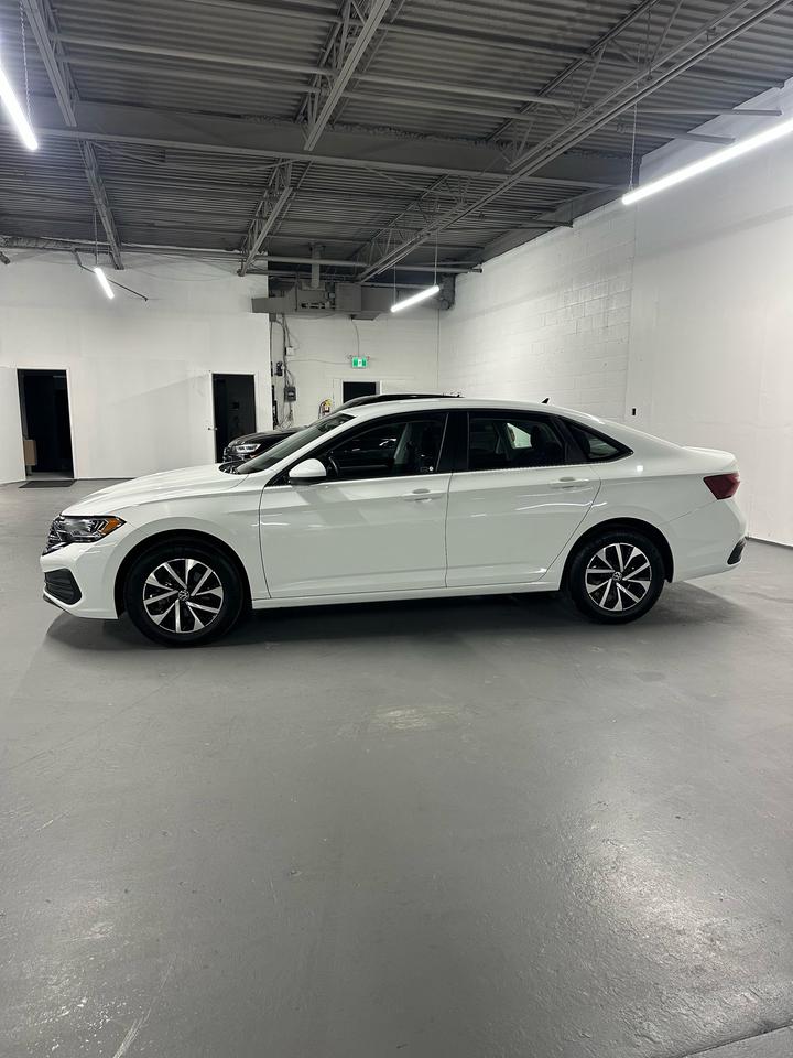 2024 Volkswagen Jetta Trendline | Clean CARFAX | One Owner Photo