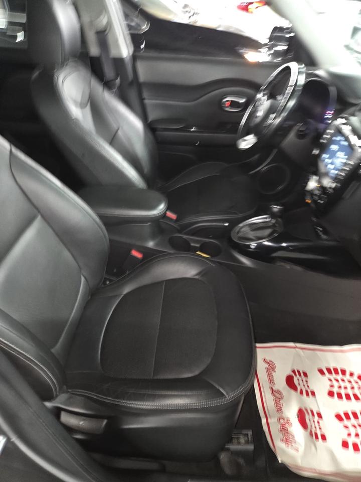 2018 Kia Soul EX Premium | Clean CARFAX | Great Service History | Good Reliability Rating by CARFAX Photo