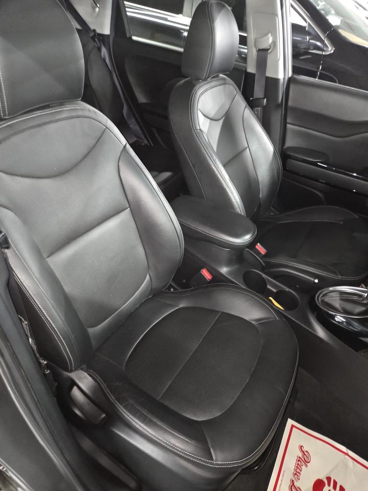 2018 Kia Soul EX Premium | Clean CARFAX | Great Service History | Good Reliability Rating by CARFAX Photo