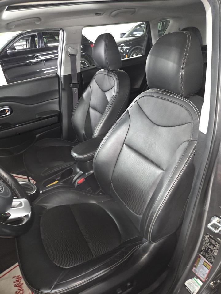 2018 Kia Soul EX Premium | Clean CARFAX | Great Service History | Good Reliability Rating by CARFAX Photo