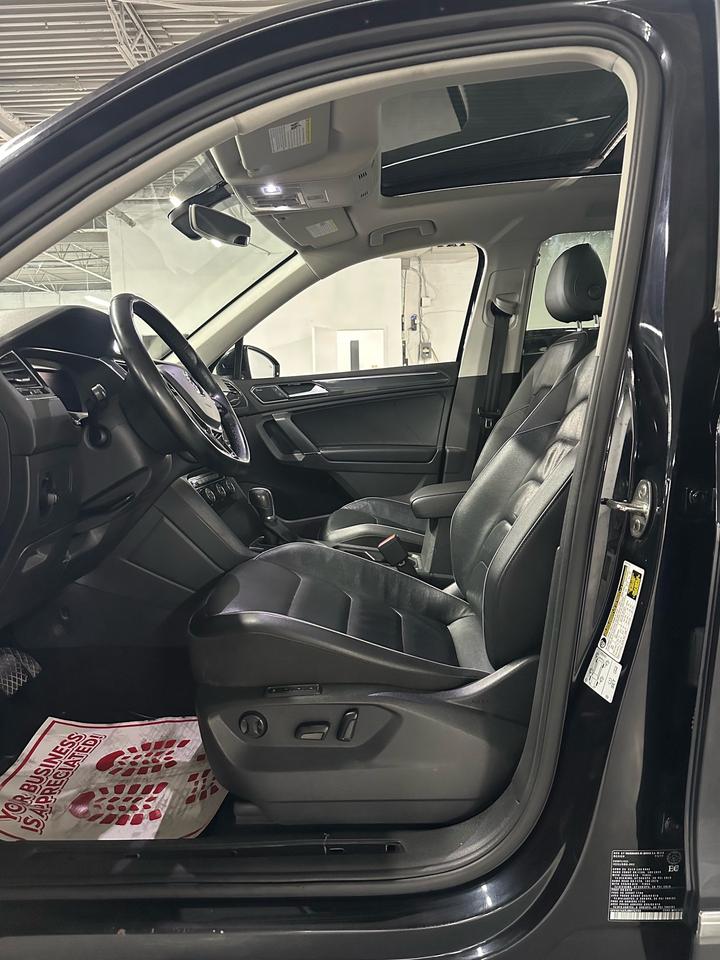 2018 Volkswagen Tiguan Highline 4MOTION | Accident Free | Dealer Serviced | Good Reliability Rating by CARFAX Photo
