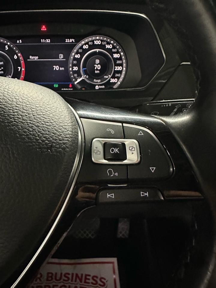 2018 Volkswagen Tiguan Highline 4MOTION | Accident Free | Dealer Serviced | Good Reliability Rating by CARFAX Photo