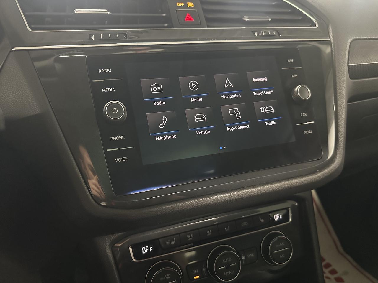 2018 Volkswagen Tiguan Highline 4MOTION | Accident Free | Dealer Serviced | Good Reliability Rating by CARFAX Photo