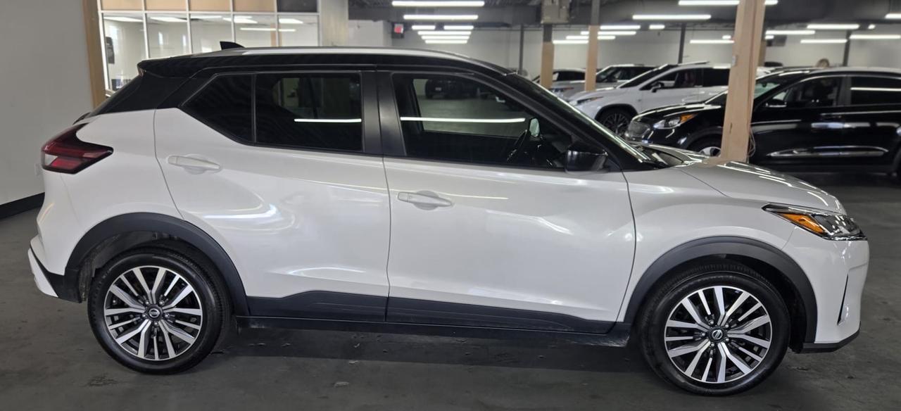 2021 Nissan Kicks SV | Clean CARFAX | 100 % Dealer Serviced Photo5