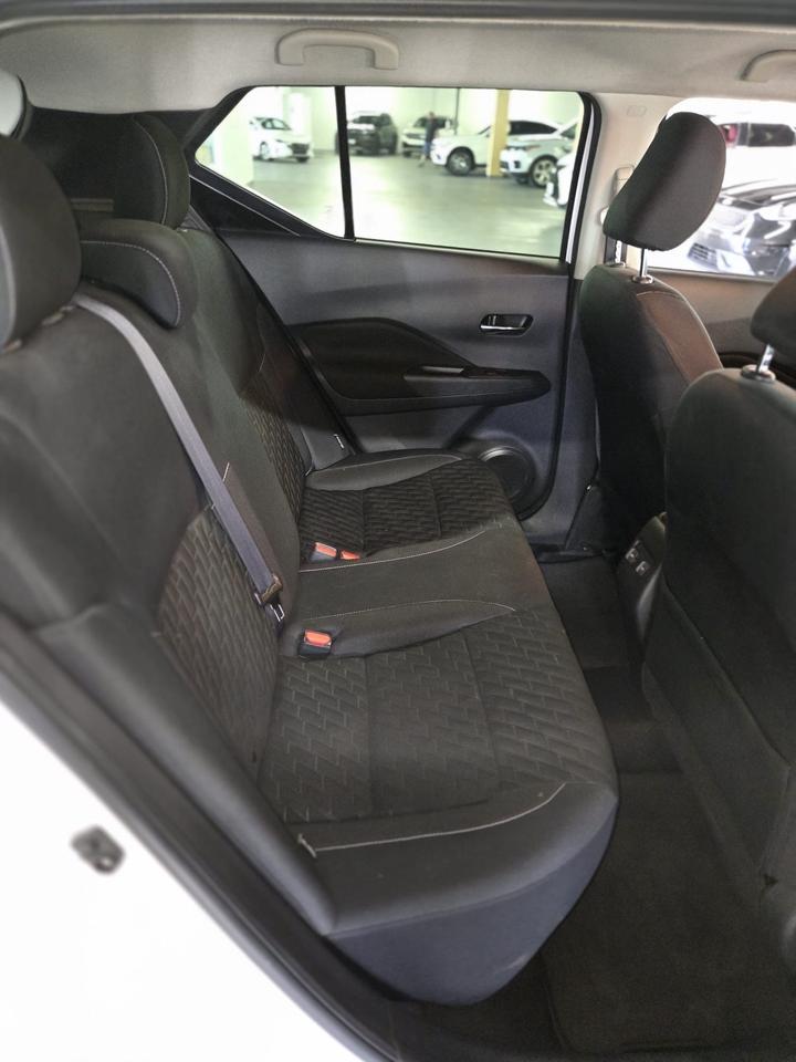 2021 Nissan Kicks SV | Clean CARFAX | 100 % Dealer Serviced Photo
