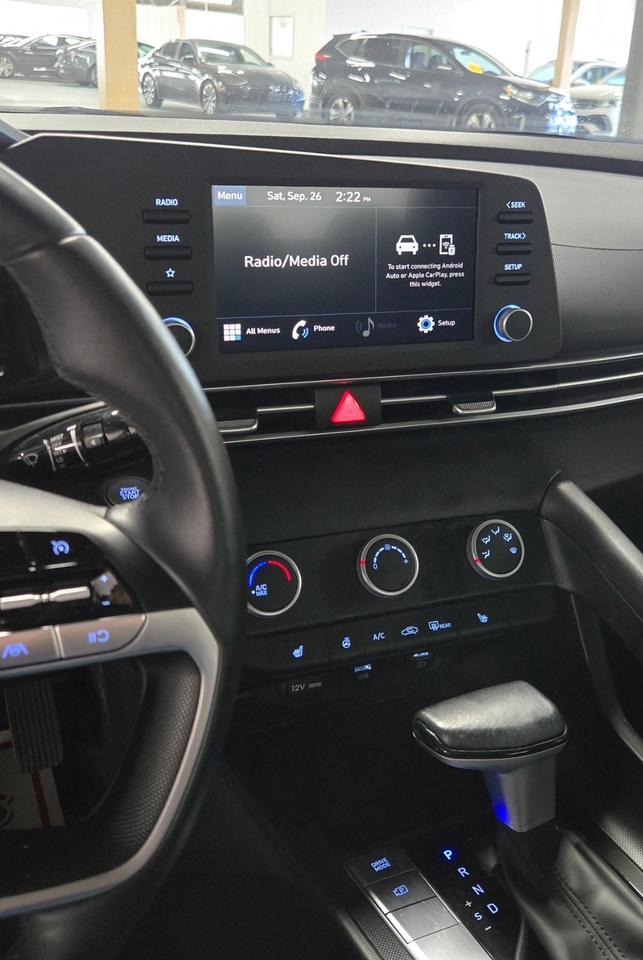 2023 Hyundai Elantra PREFERRED | CLEAN CARFAX Photo