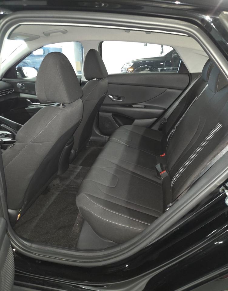 2023 Hyundai Elantra PREFERRED | CLEAN CARFAX Photo