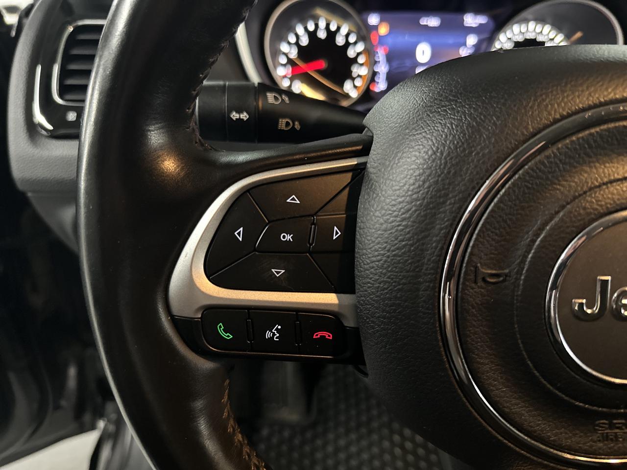 2020 Jeep Compass Altitude 4x4 | Great Service History Photo