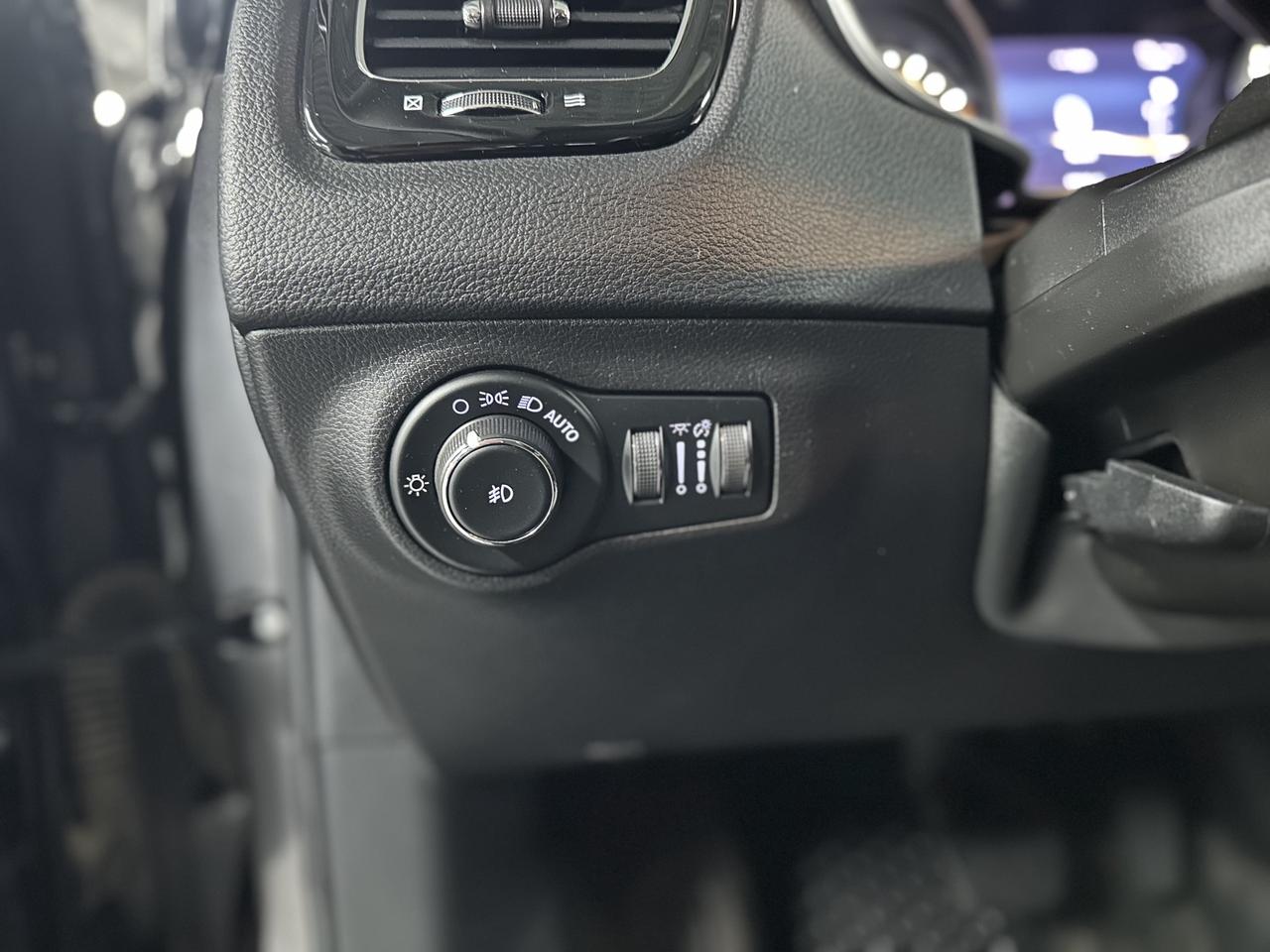 2020 Jeep Compass Altitude 4x4 | Great Service History Photo
