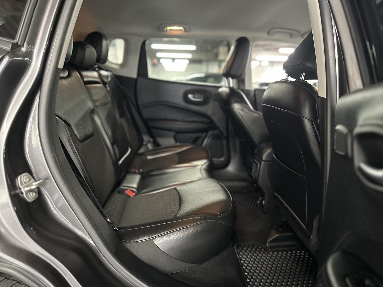 2020 Jeep Compass Altitude 4x4 | Great Service History Photo
