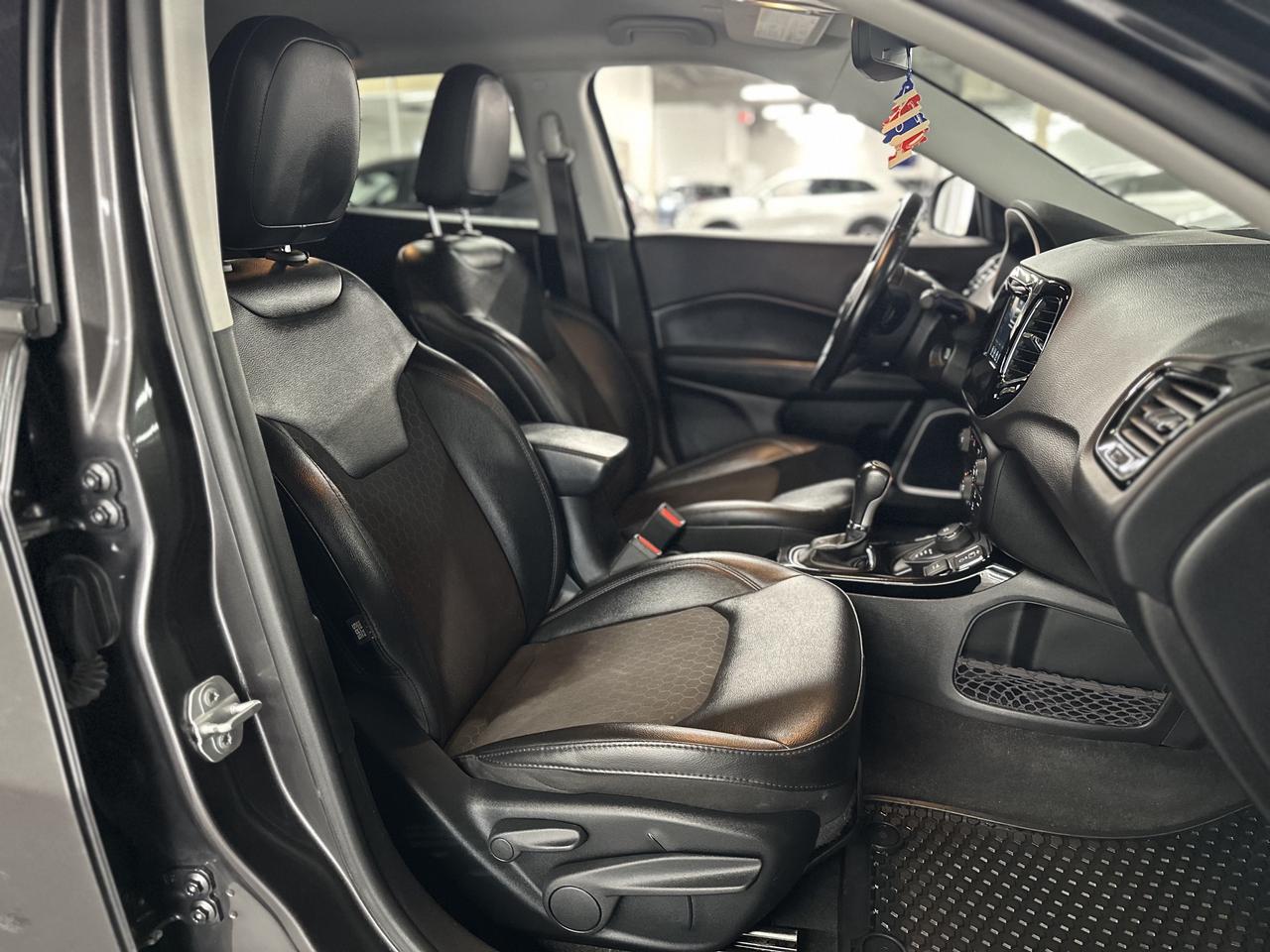 2020 Jeep Compass Altitude 4x4 | Great Service History Photo