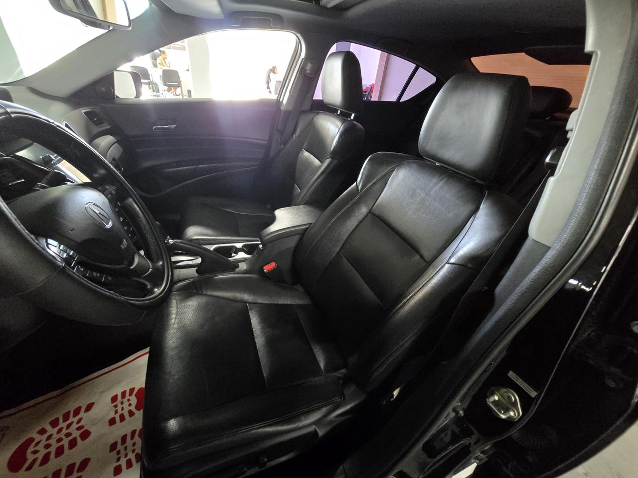 2016 Acura ILX Premium | No Accidents Photo