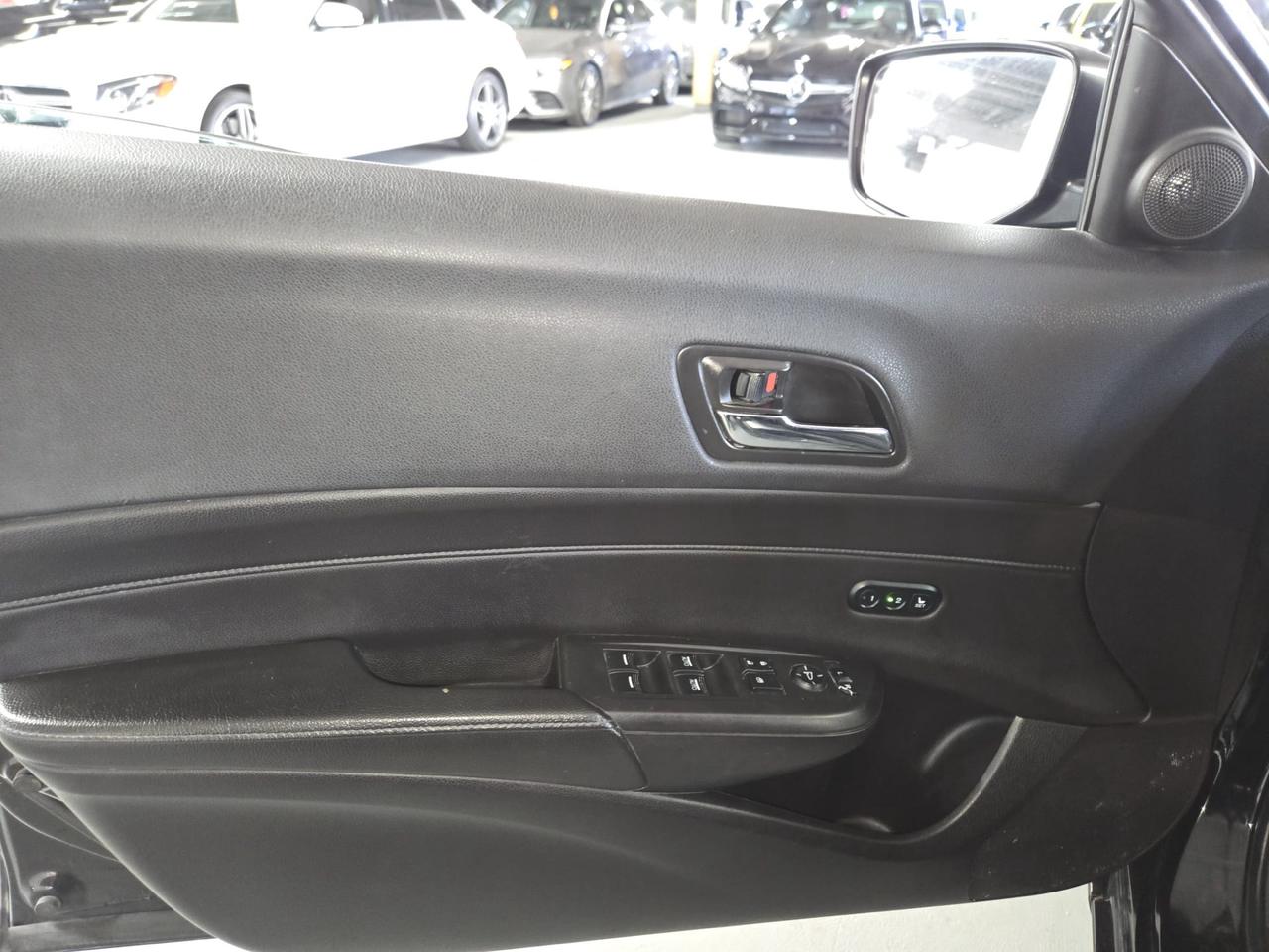 2016 Acura ILX Premium | No Accidents Photo