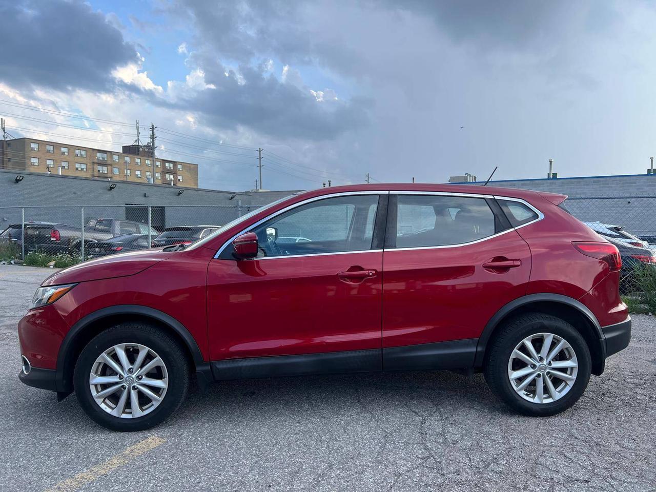 2018 Nissan Qashqai SV AWD | Great Service History | Ontario Vehicle Photo