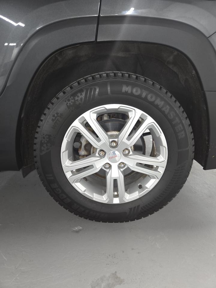 2019 GMC Terrain SLE | Clean CARFAX | Heated Seats | Reverse Camera Photo