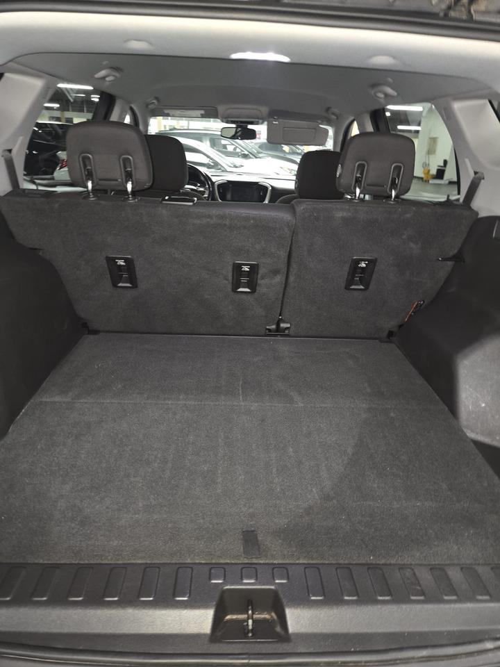 2019 GMC Terrain SLE | Clean CARFAX | Heated Seats | Reverse Camera Photo