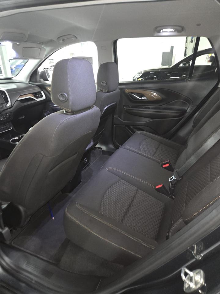 2019 GMC Terrain SLE | Clean CARFAX | Heated Seats | Reverse Camera Photo