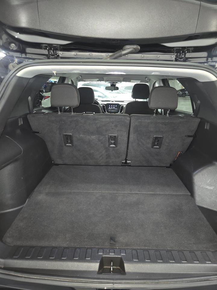 2023 Chevrolet Equinox AWD LT | Clean Carfax Photo