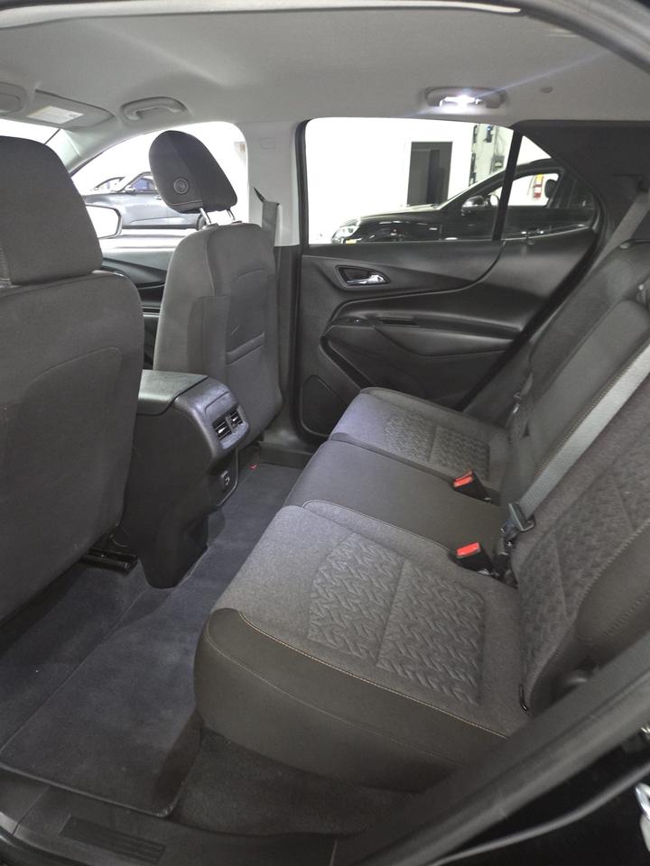 2023 Chevrolet Equinox AWD LT | Clean Carfax Photo