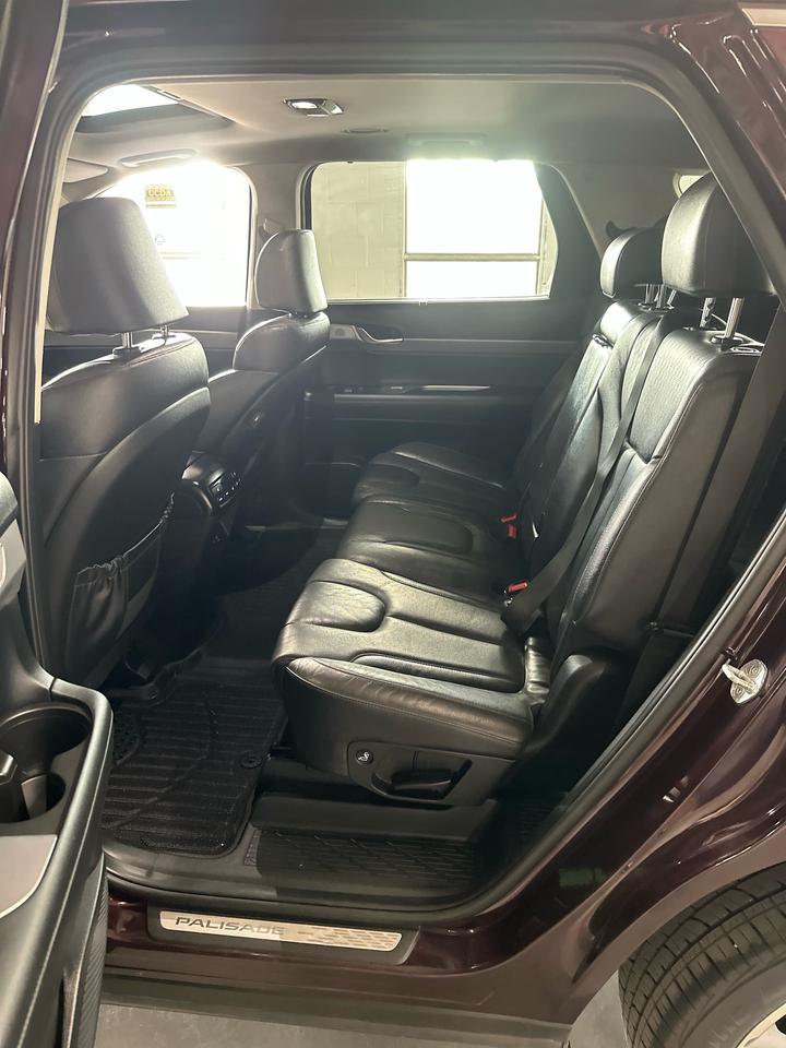 2021 Hyundai PALISADE Luxury 8-Passenger AWD | Clean Carfax| Dealer Serviced Photo