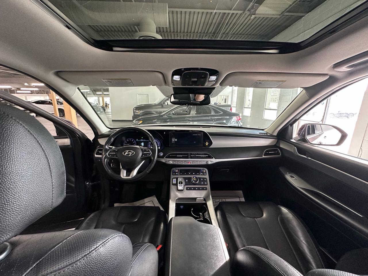 2021 Hyundai PALISADE Luxury 8-Passenger AWD | Clean Carfax| Dealer Serviced Photo