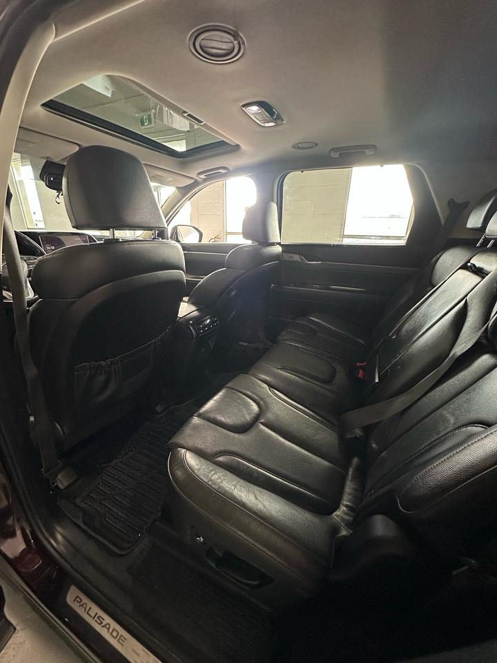 2021 Hyundai PALISADE Luxury 8-Passenger AWD | Clean Carfax| Dealer Serviced Photo
