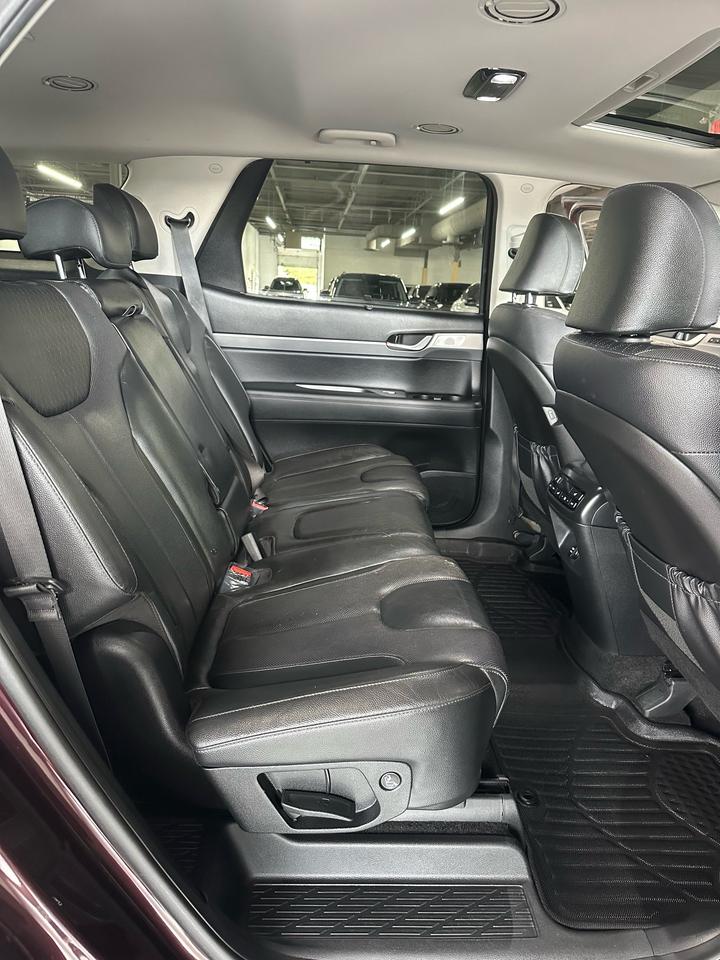 2021 Hyundai PALISADE Luxury 8-Passenger AWD | Clean Carfax| Dealer Serviced Photo