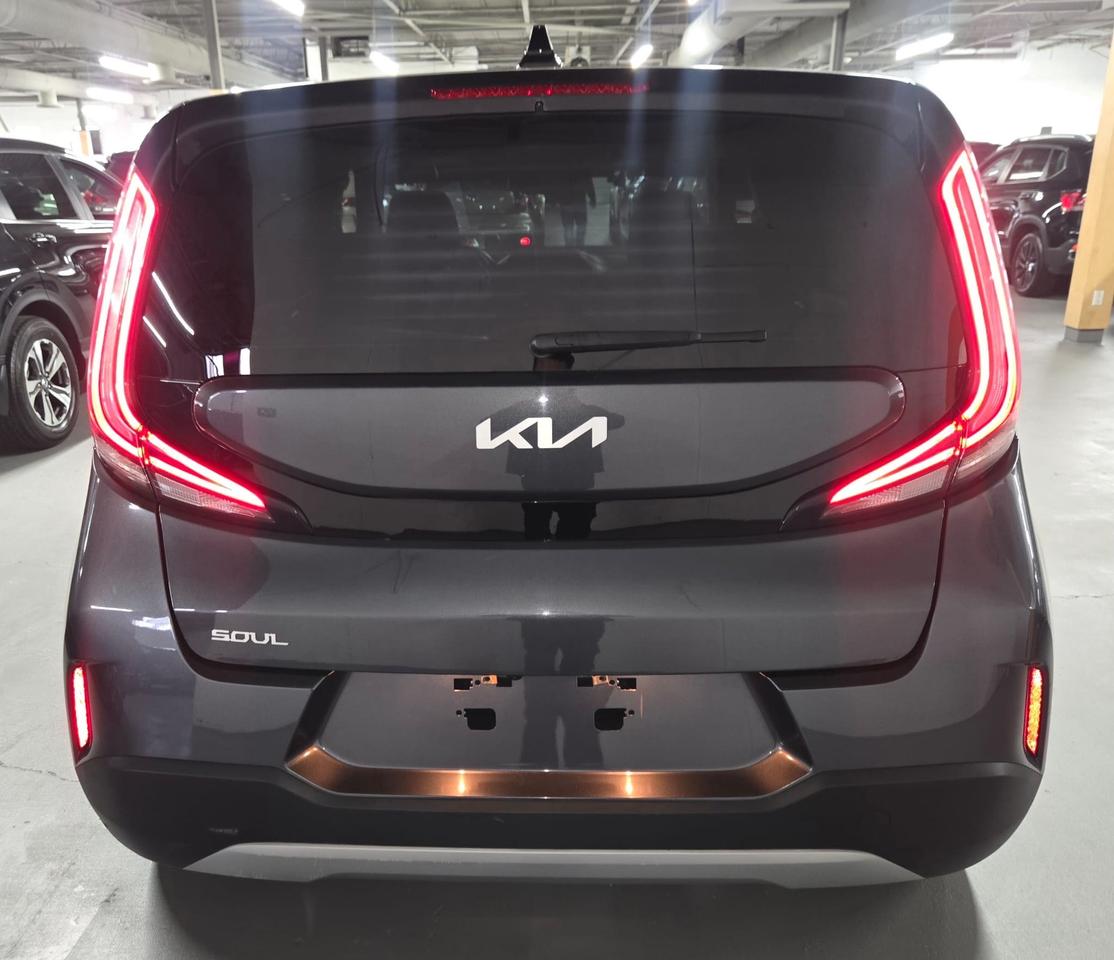 2024 Kia Soul EX PREMIUM | One Owner Photo