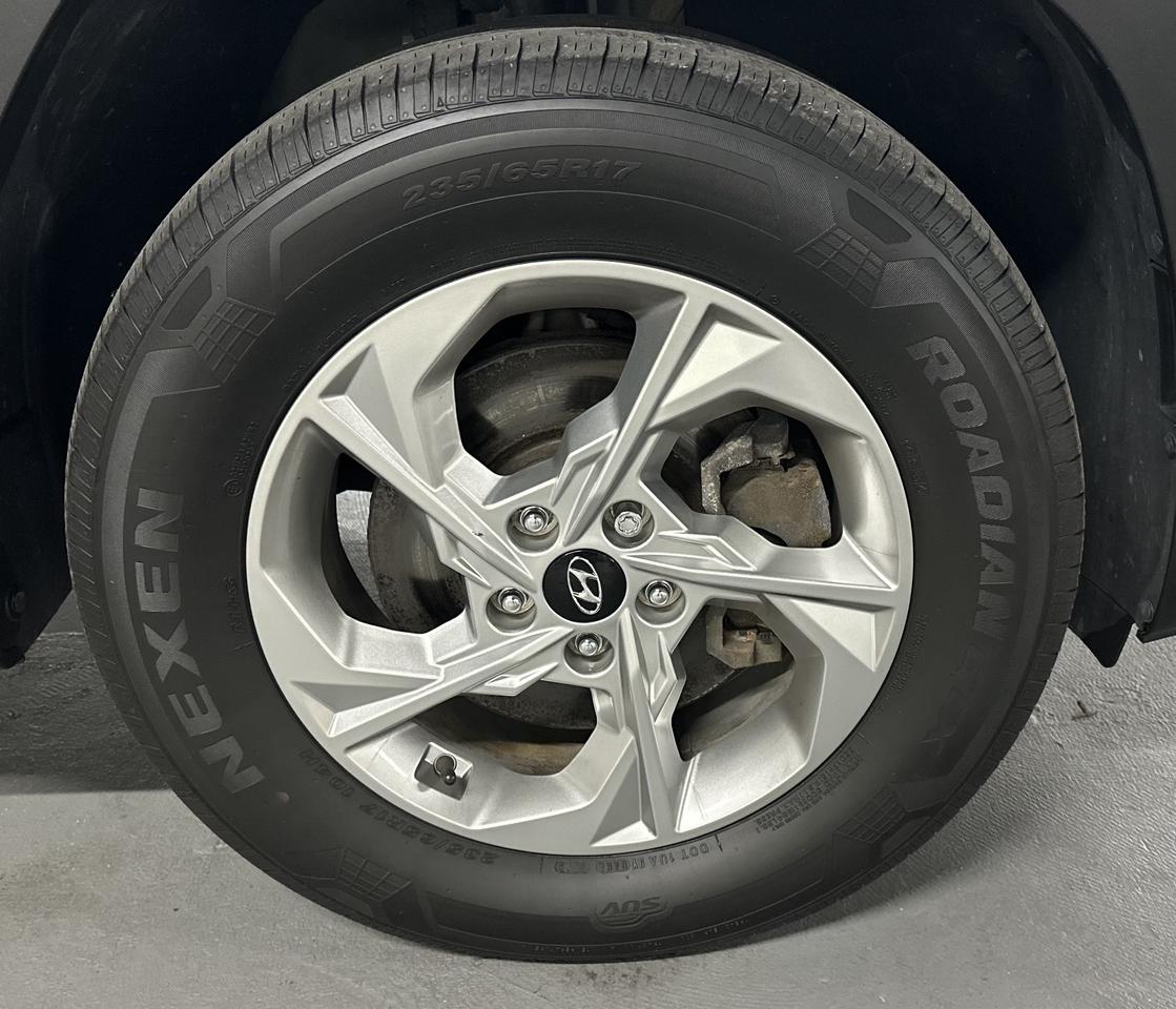 2024 Hyundai Tucson Preferred AWD | Clean CARFAX Photo