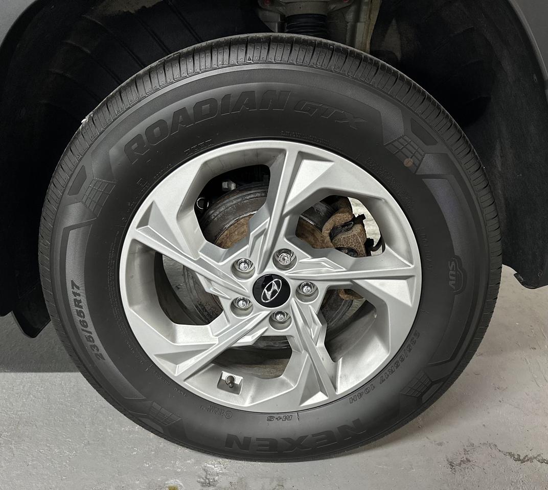 2024 Hyundai Tucson Preferred AWD | Clean CARFAX Photo