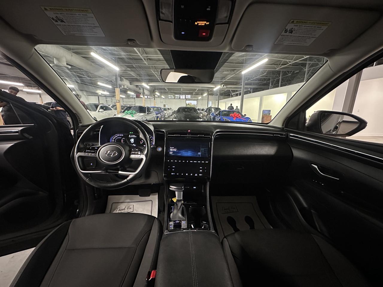 2024 Hyundai Tucson Preferred AWD | Clean CARFAX Photo