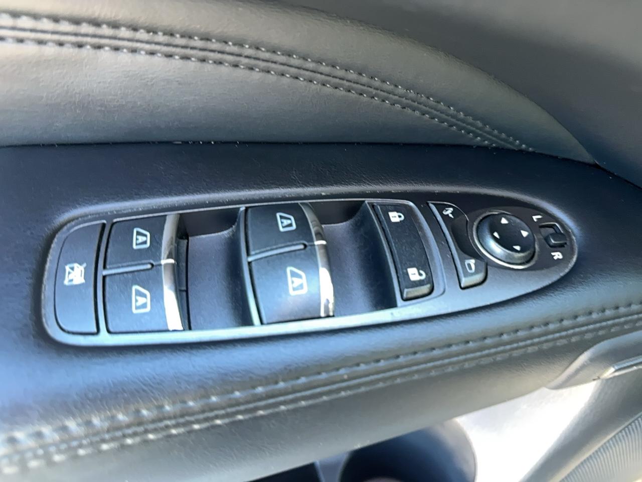 2014 Infiniti QX60  Photo