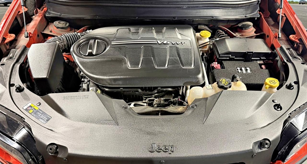 2021 Jeep Cherokee Trailhawk Photo