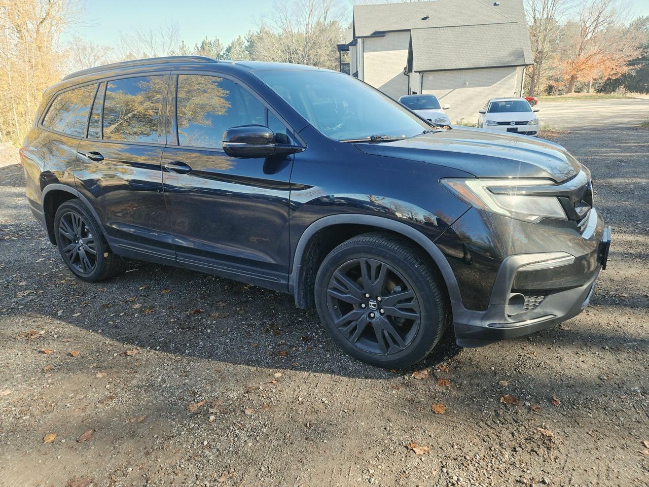 2019 Honda Pilot Black Edition Photo2