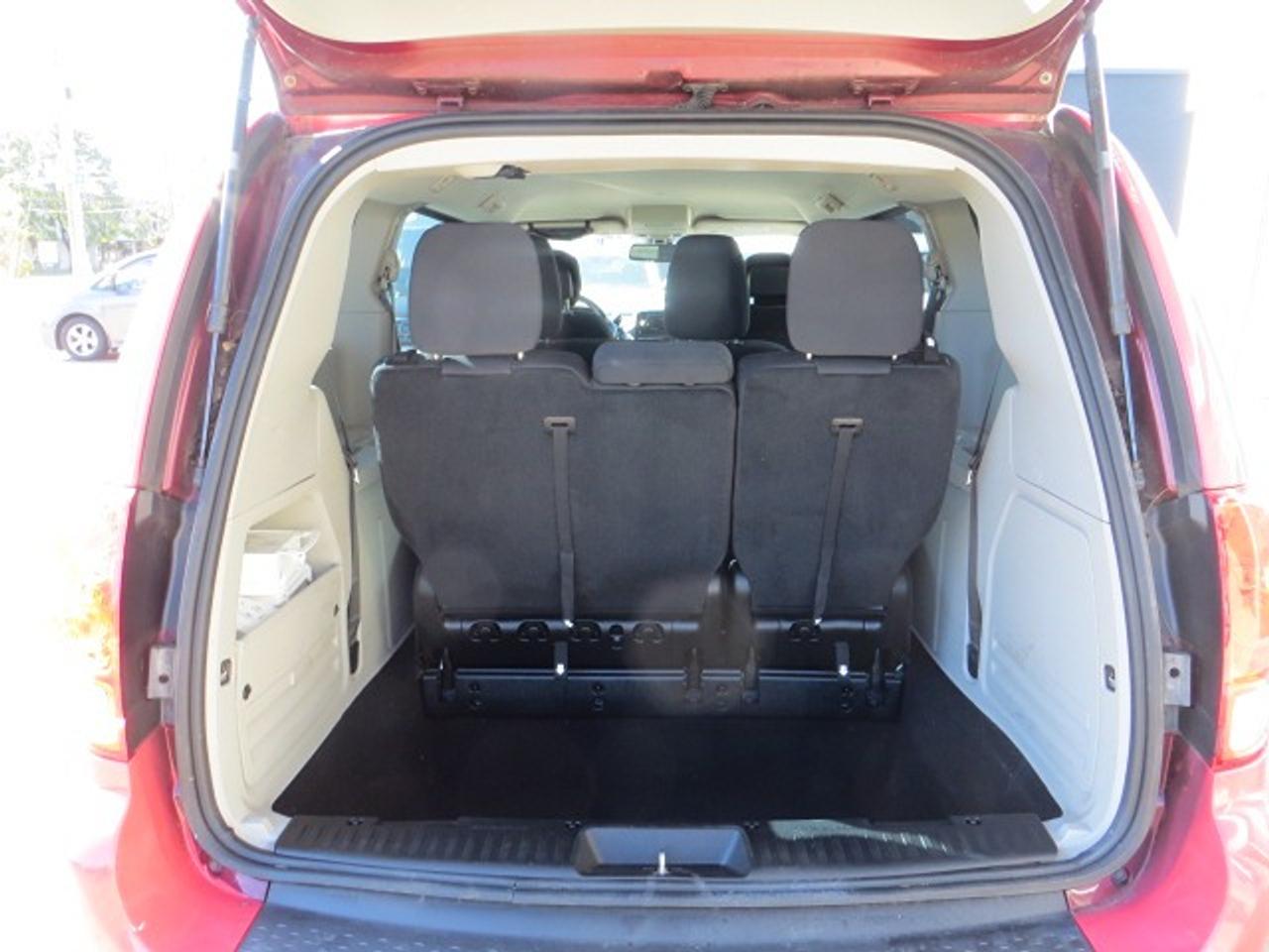 2018 Dodge Grand Caravan CERTIFIED, ONLY 61K, REAR CAMERA, 7 PASS Photo