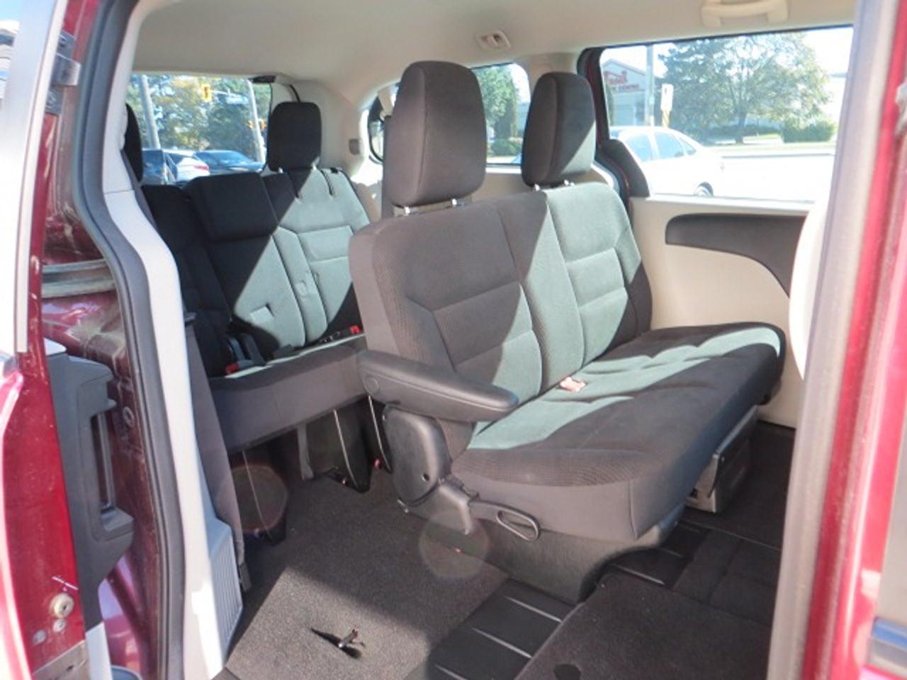 2018 Dodge Grand Caravan CERTIFIED, ONLY 61K, REAR CAMERA, 7 PASS Photo